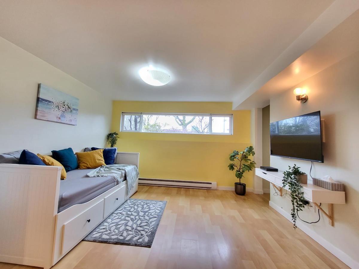 Sunshine Suite Vancouver Bagian luar foto